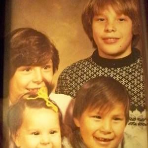 Meet your Posher, Lenore